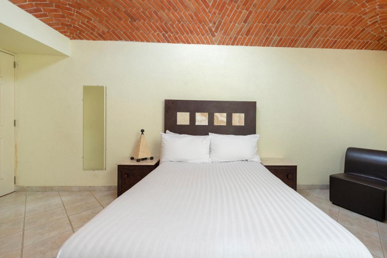 Capital O Cava Piedra Hotel Tequisquiapan Buitenkant foto